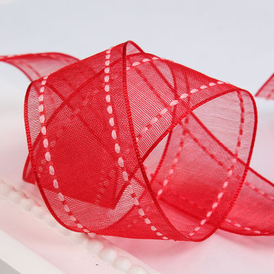25 มิลลิเมตรของรางวัล38 มิลลิเมตร สายขอบพอลิเอสเตอร์ Organza ริบบิ้น สําหรับการบรรจุของขวัญดอกไม้