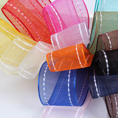 25 มิลลิเมตรของรางวัล38 มิลลิเมตร สายขอบพอลิเอสเตอร์ Organza ริบบิ้น สําหรับการบรรจุของขวัญดอกไม้