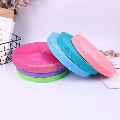 20-50 มิลลิเมตร ยูวีทนทาน Polypropylene สายรัด สีชมพู สีฟ้า สีชมพู