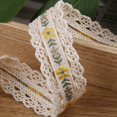 2.5 ซม. สร้อยขีดขอบ Flroal Jacquard Ribbon การบรรจุของขวัญ สร้อยพอลิเอสเตอร์สําหรับการบรรจุ