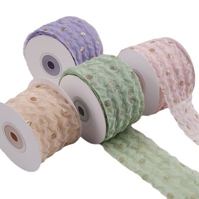 50 มิลลิเมตร Organza Ribbon with Dot Pattern Gold Foil Printed Polyester Organza Ribbon OEM สะอาดต่อสิ่งแวดล้อม