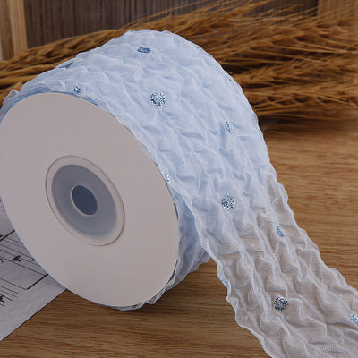 50 มิลลิเมตร Organza Ribbon with Dot Pattern Gold Foil Printed Polyester Organza Ribbon OEM สะอาดต่อสิ่งแวดล้อม