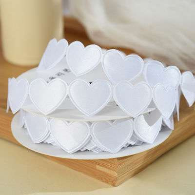 1.5cm*9m 2.5cm*9m Heart Shape วันวาเลนไทน์ พอลิเอสเตอร์ เครื่องรางของขวัญ สําหรับบรรจุของขวัญหรู