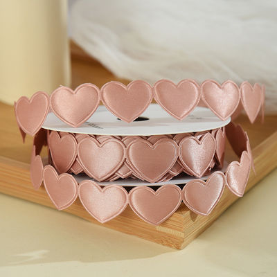 1.5cm*9m 2.5cm*9m Heart Shape วันวาเลนไทน์ พอลิเอสเตอร์ เครื่องรางของขวัญ สําหรับบรรจุของขวัญหรู