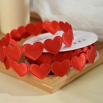 1.5cm*9m 2.5cm*9m Heart Shape วันวาเลนไทน์ พอลิเอสเตอร์ เครื่องรางของขวัญ สําหรับบรรจุของขวัญหรู