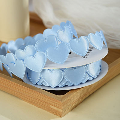 1.5cm*9m 2.5cm*9m Heart Shape วันวาเลนไทน์ พอลิเอสเตอร์ เครื่องรางของขวัญ สําหรับบรรจุของขวัญหรู