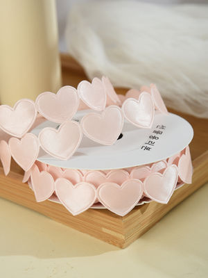 1.5cm*9m 2.5cm*9m Heart Shape วันวาเลนไทน์ พอลิเอสเตอร์ เครื่องรางของขวัญ สําหรับบรรจุของขวัญหรู