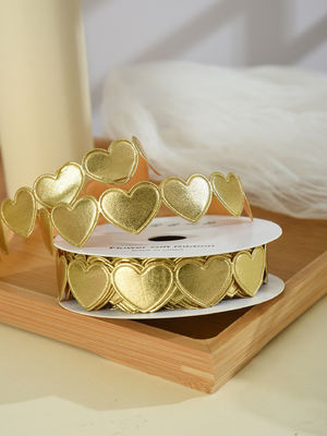 1.5cm*9m 2.5cm*9m Heart Shape วันวาเลนไทน์ พอลิเอสเตอร์ เครื่องรางของขวัญ สําหรับบรรจุของขวัญหรู